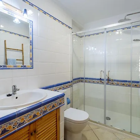 Apartment Renoviertes Mit Grosser Terrasse Albufeira