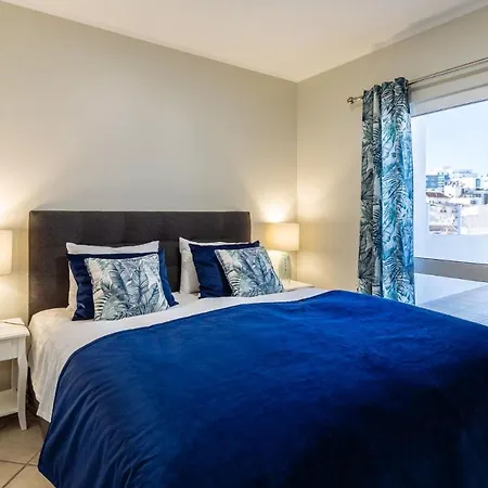 Daire Renoviertes Mit Grosser Terrasse *